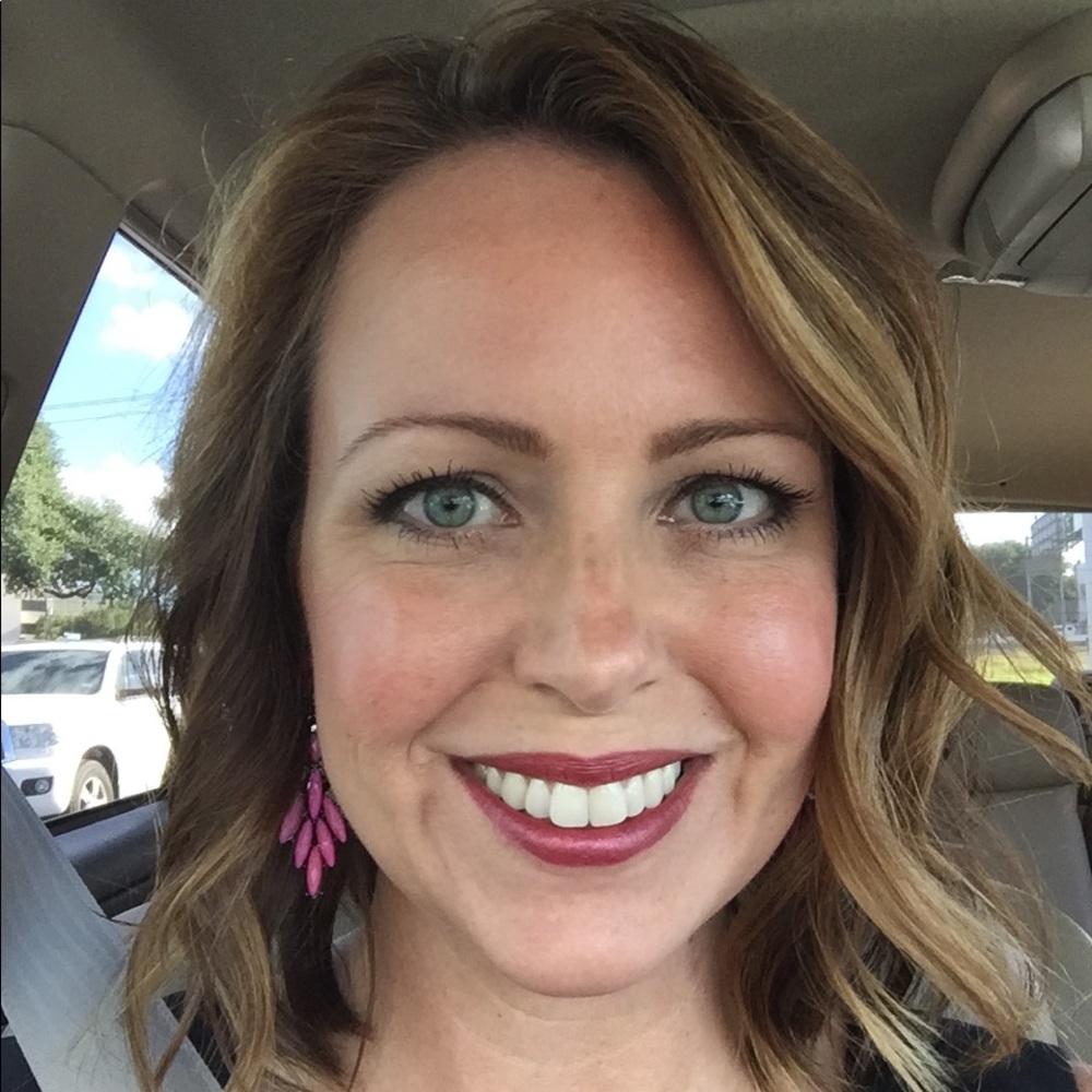Meet your Posher, Andrea